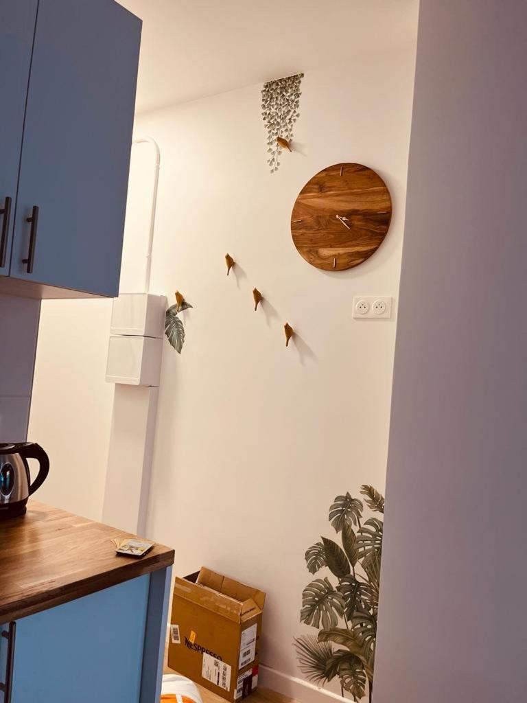 Mignon Petit Studio 16M2 Les Lilas Bagian luar foto